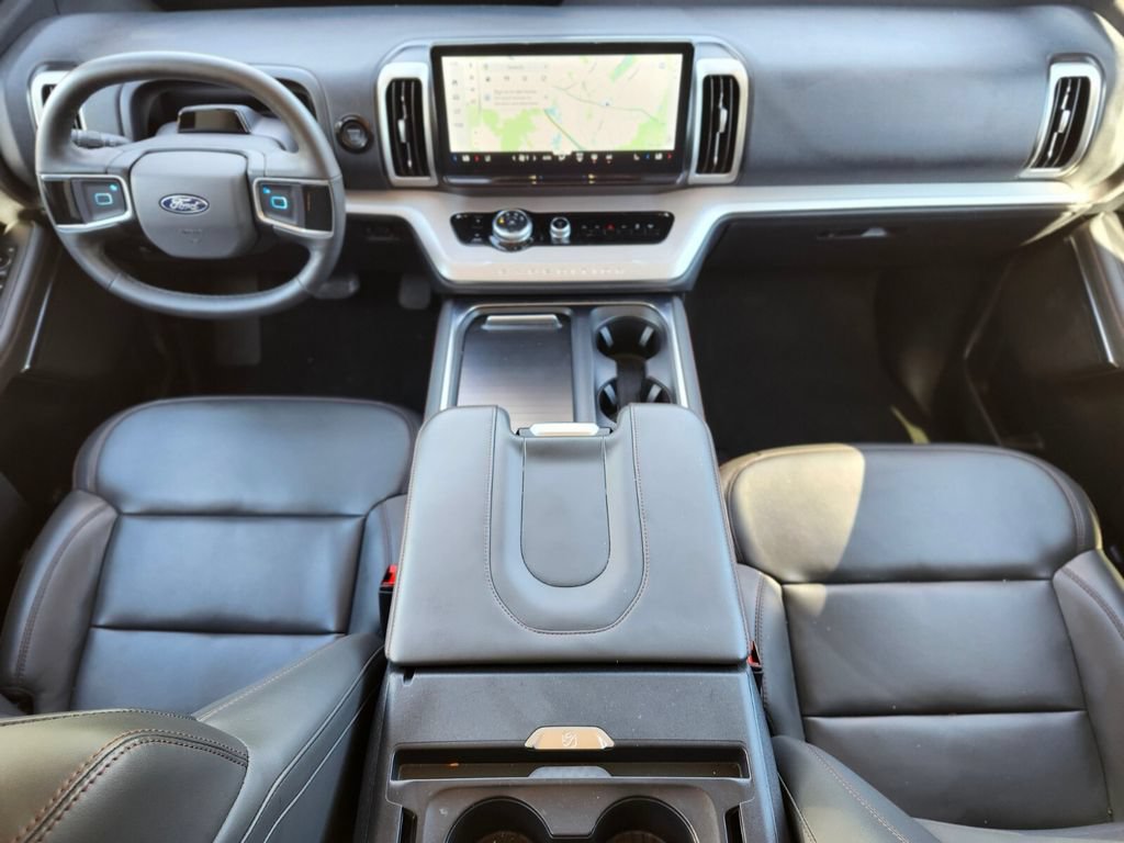 Certified 2025 Ford Expedition Active RWD image 12