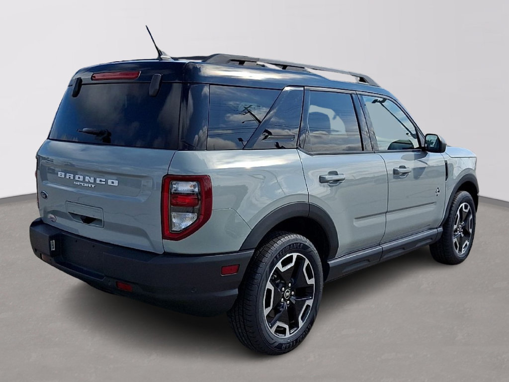 Certified 2024 Ford Bronco Sport Outer Banks w/ Tech Package AWD/4WD image 6