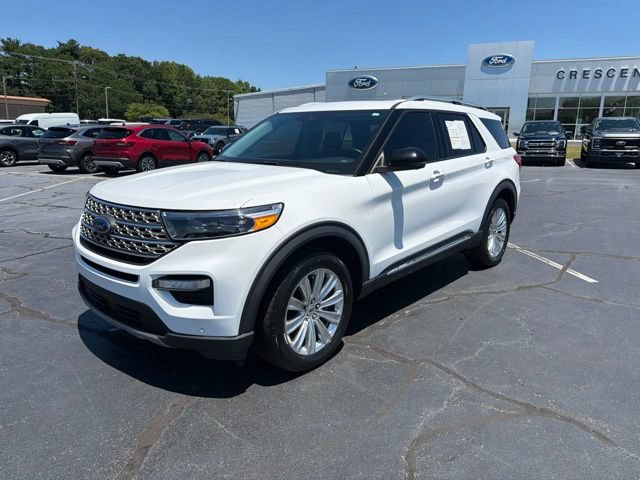 Certified 2021 Ford Explorer Limited w/ Equipment Group 301A AWD/4WD image 3