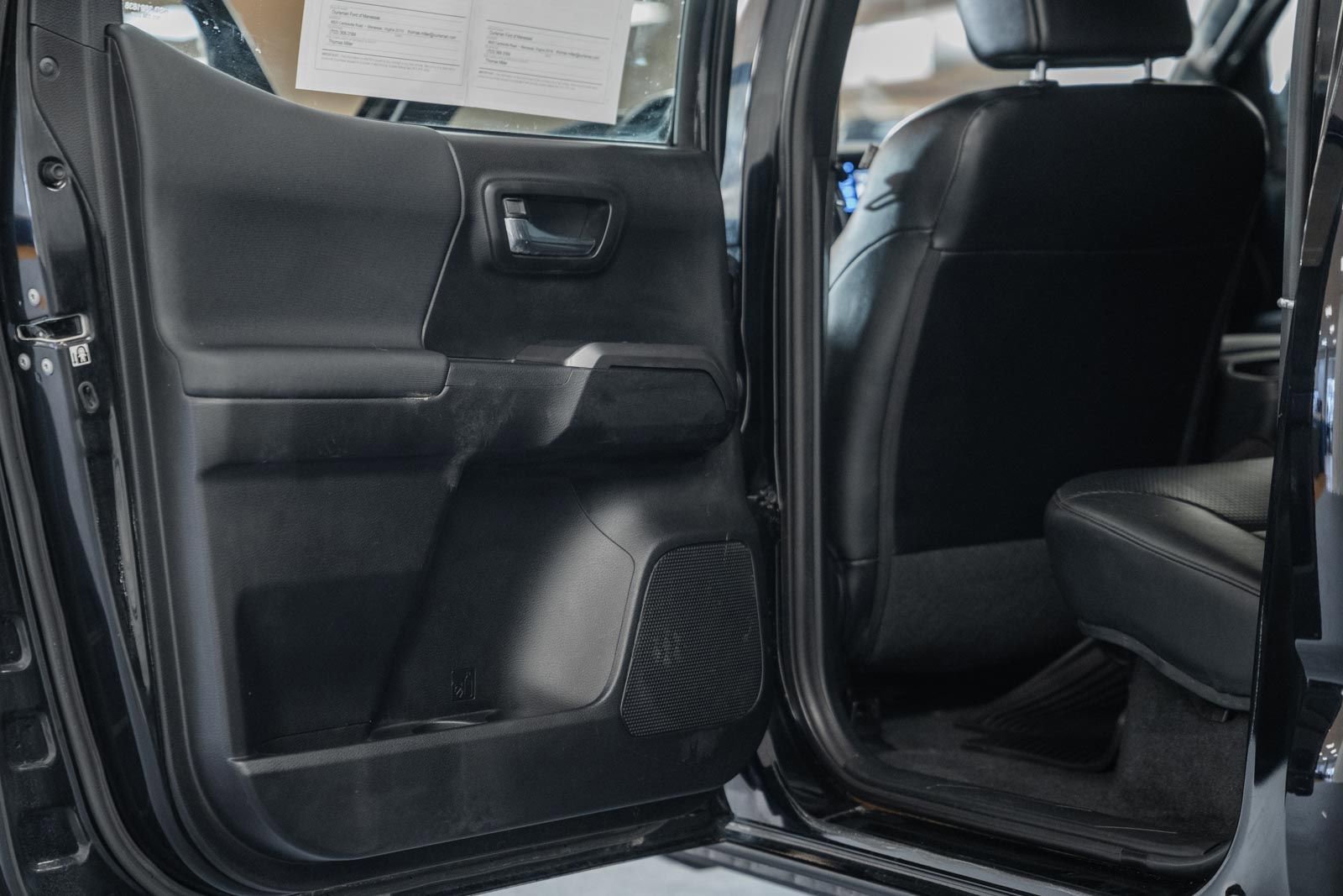 Used 2019 Toyota Tacoma TRD Sport image 37