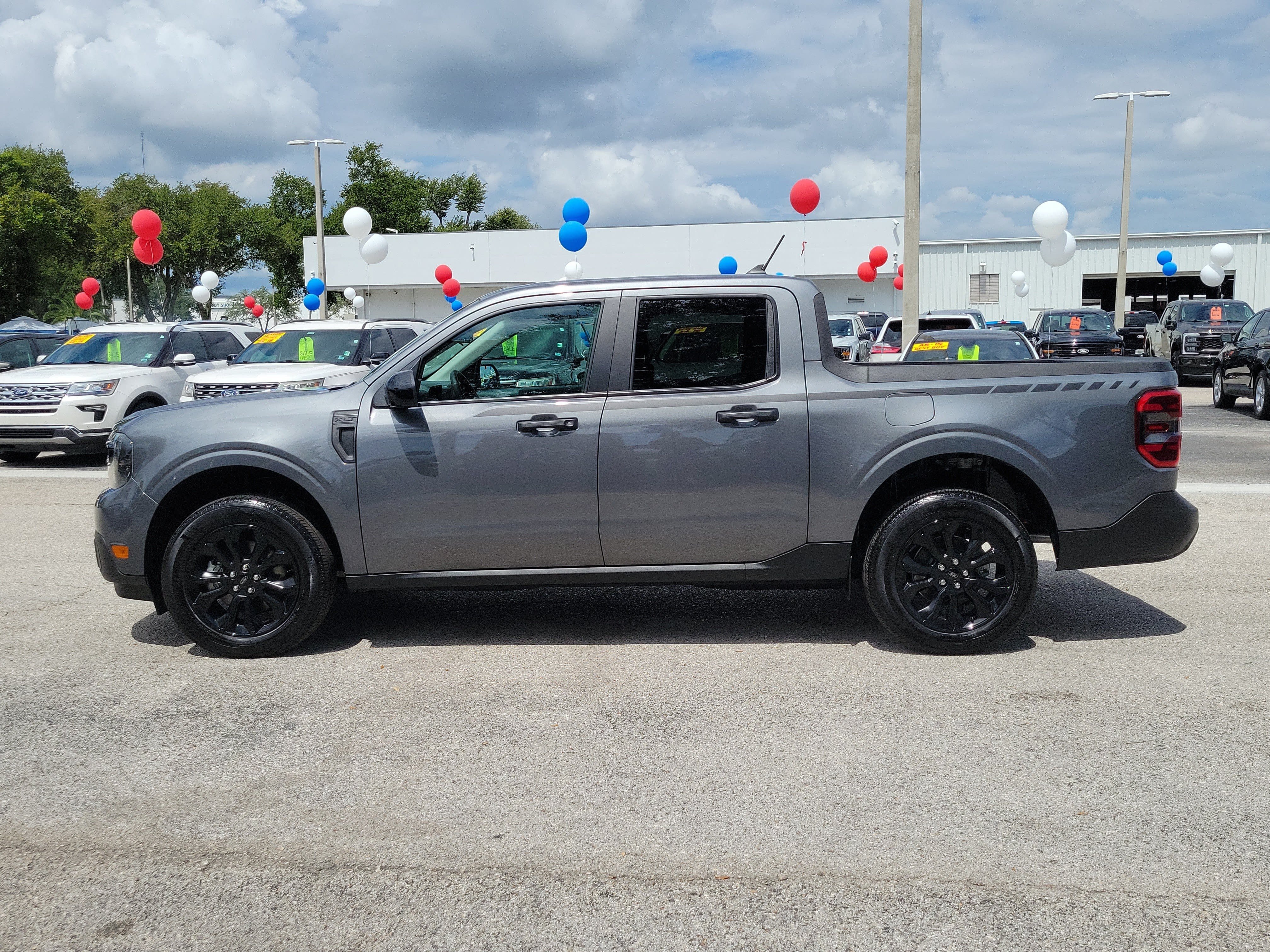 Certified 2024 Ford Maverick XLT w/ XLT Luxury Package FWD image 6