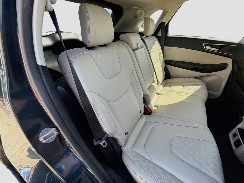 Certified 2024 Ford Edge Titanium AWD/4WD image 28