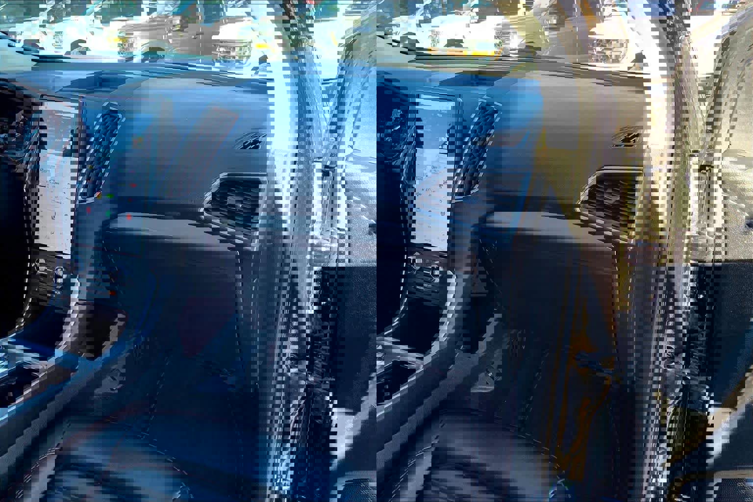 Certified 2024 Ford Edge SEL image 36