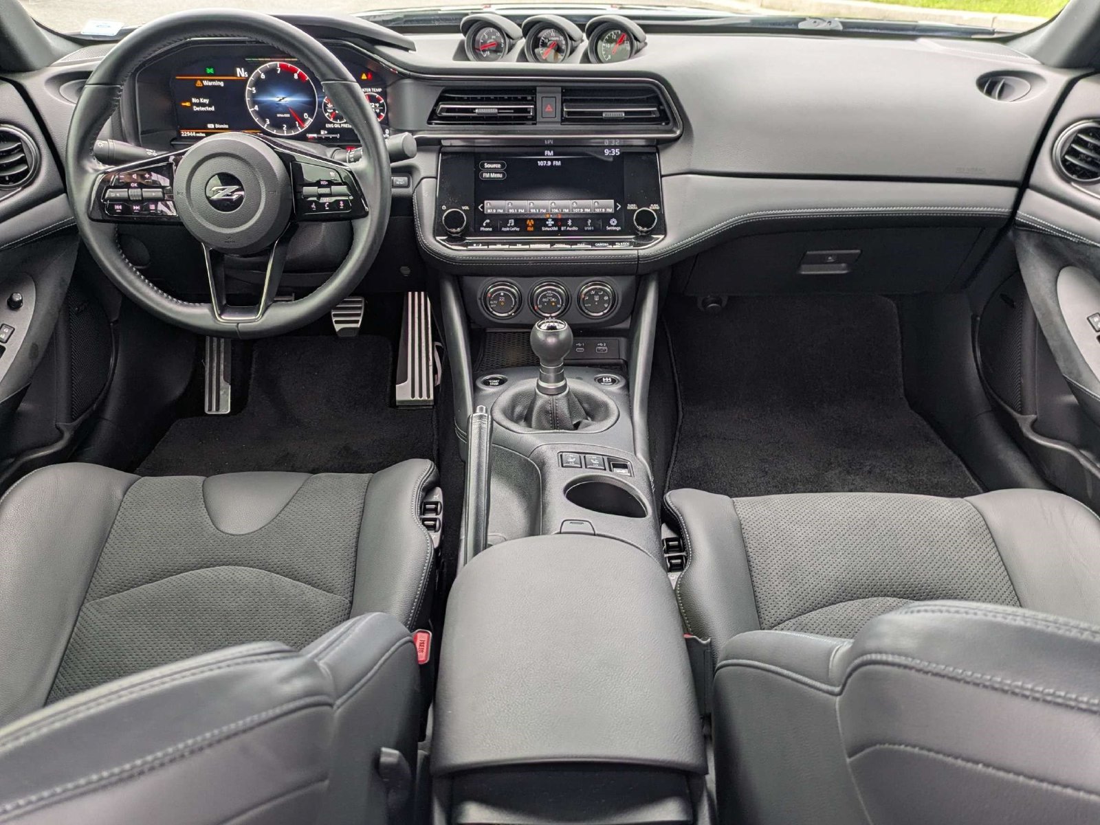 Used 2025 Nissan Z Performance RWD image 16