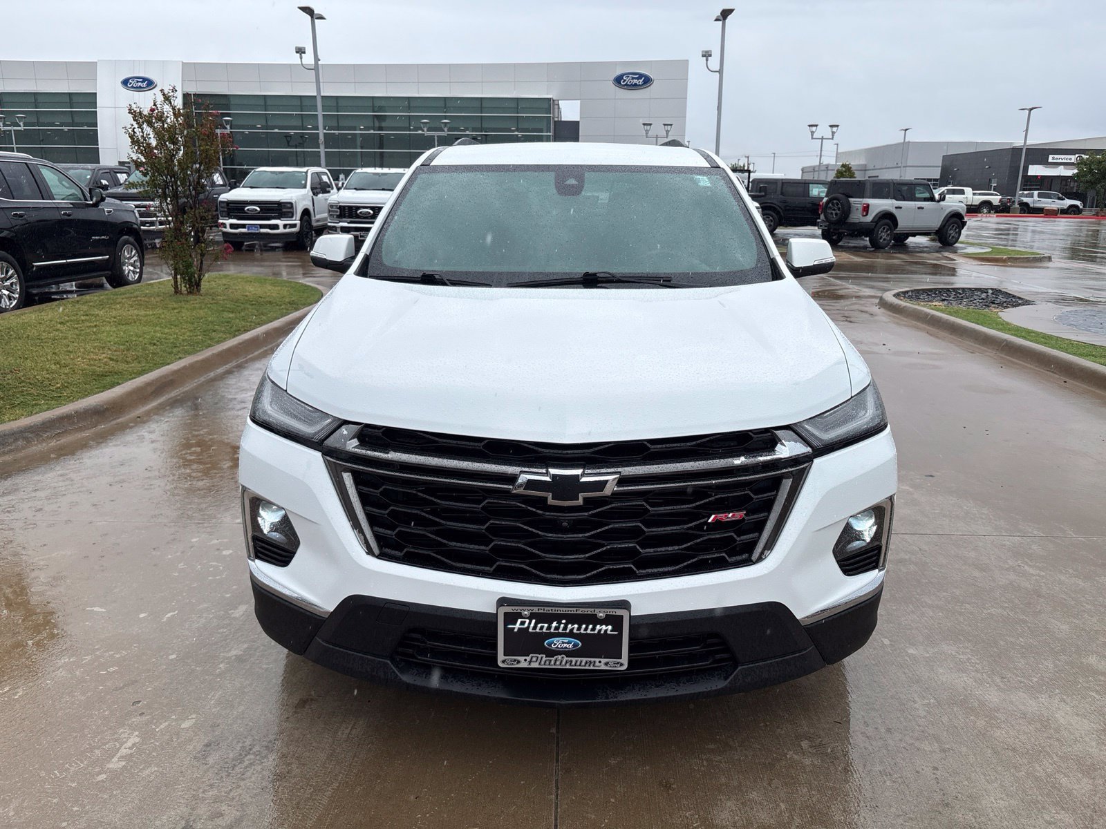 Used 2024 Chevrolet Traverse RS FWD image 20