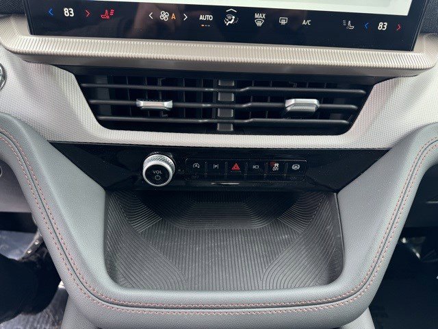 Certified 2025 Ford Explorer Active image 21