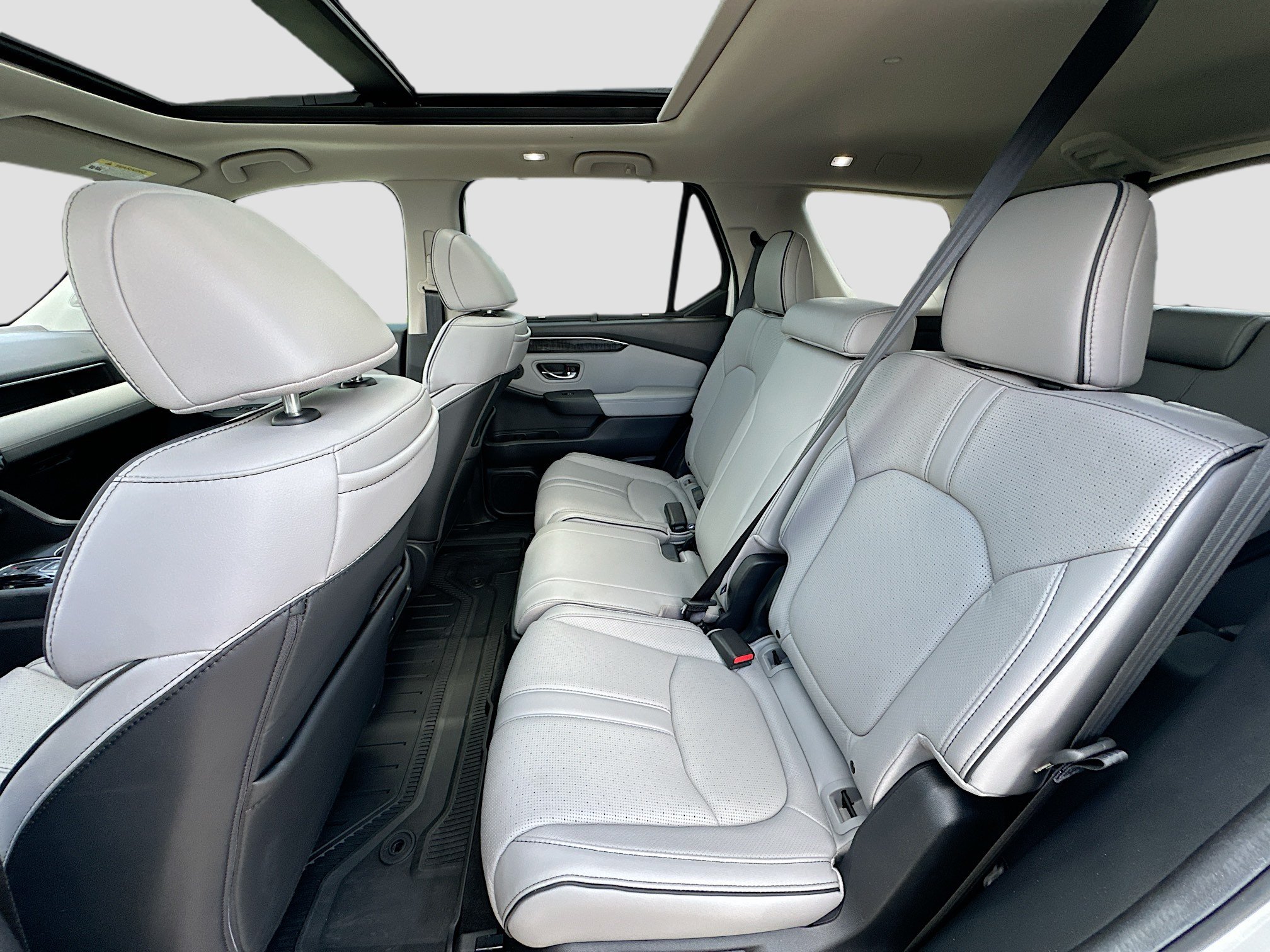 Used 2025 Honda Pilot Elite image 25