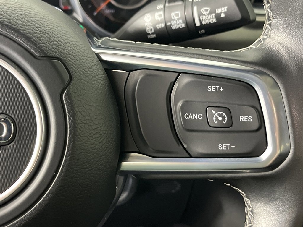 Used 2020 Jeep Wrangler Unlimited Sahara image 18