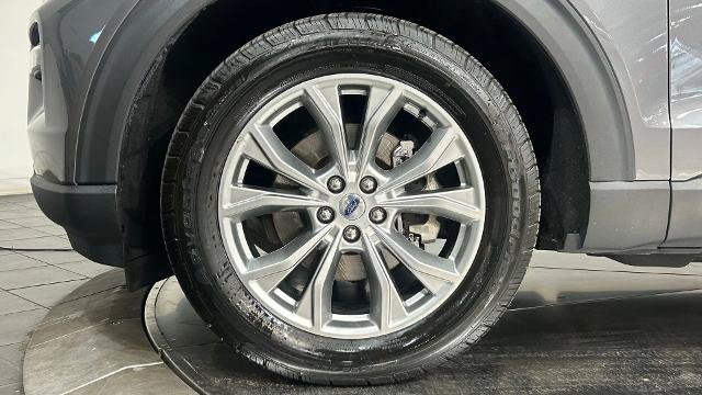 Certified 2022 Ford Explorer XLT w/ Equipment Group 202A AWD/4WD image 26