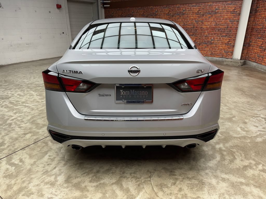 Used 2022 Nissan Altima 2.5 SV w/ SV Premium Package AWD/4WD image 4