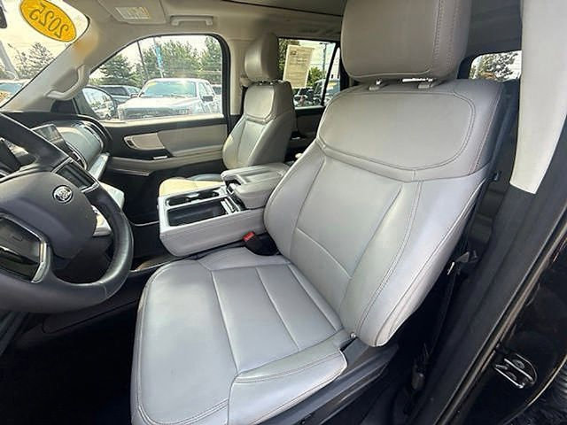 Certified 2025 Ford Expedition Active AWD/4WD image 25