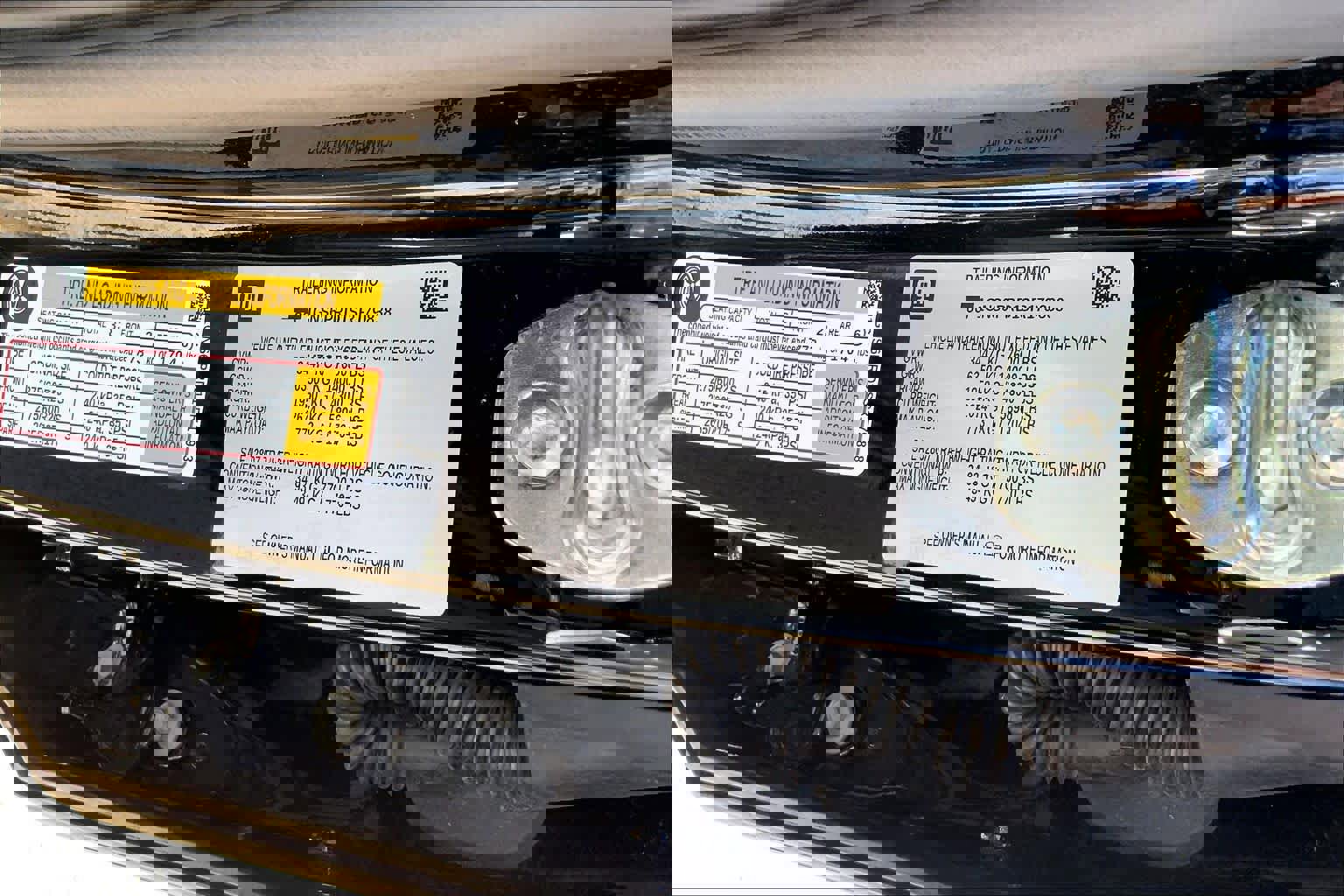 Used 2025 Chevrolet Tahoe Z71 image 37