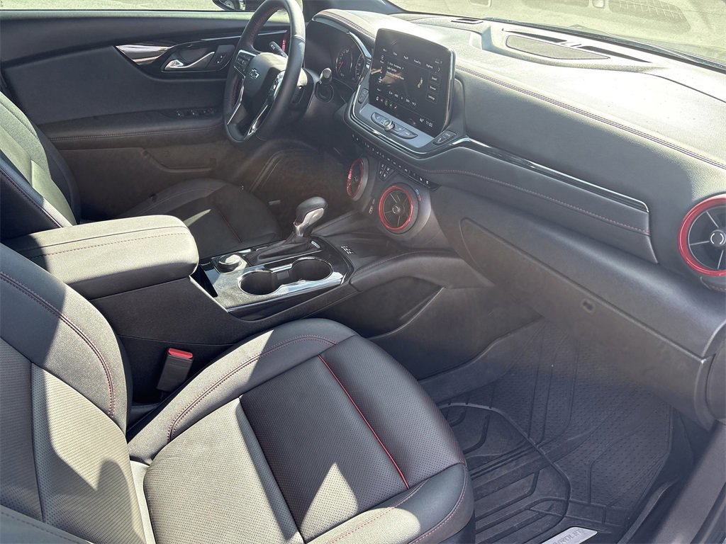 Used 2024 Chevrolet Blazer RS w/ Enhanced Convenience Package image 15