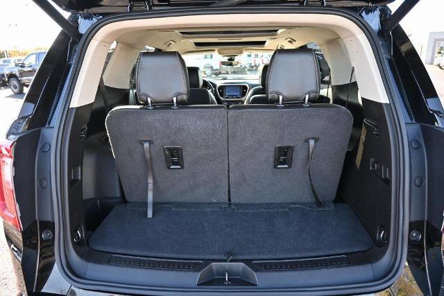 Used 2020 GMC Acadia Denali w/ Trailering Package image 11