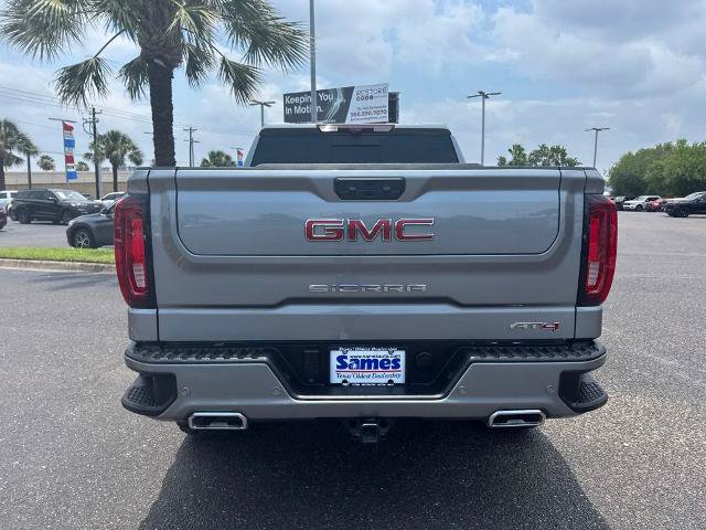 Used 2024 GMC Sierra 1500 AT4 w/ Technology Package AWD/4WD image 4
