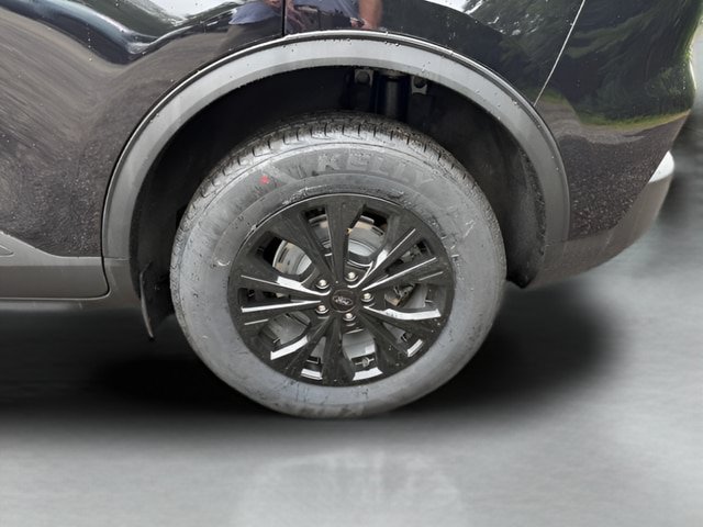 Certified 2023 Ford Escape Active AWD/4WD image 22