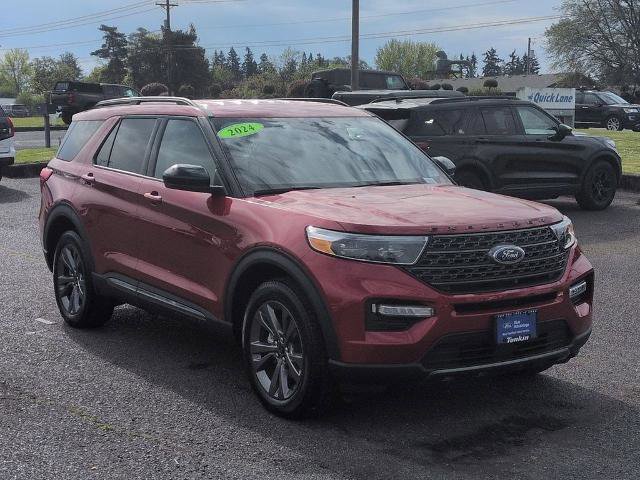 Certified 2024 Ford Explorer XLT w/ Equipment Group 202A AWD/4WD image 7