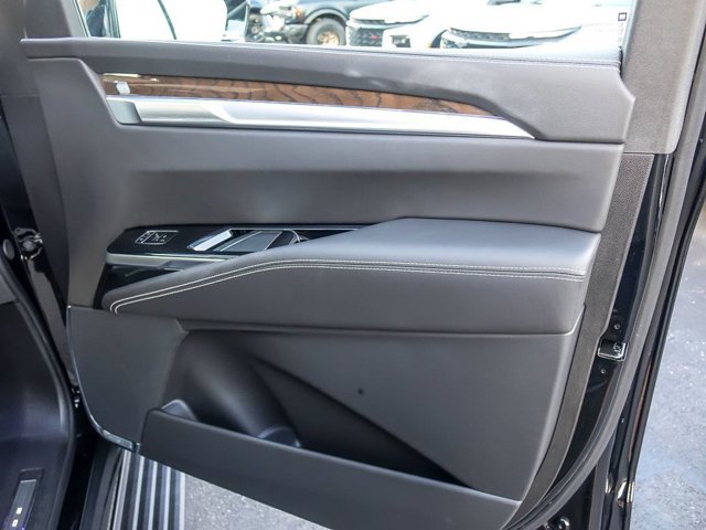 Used 2026 Cadillac Escalade Platinum Sport w/ LPO, ONYX Package AWD/4WD image 36