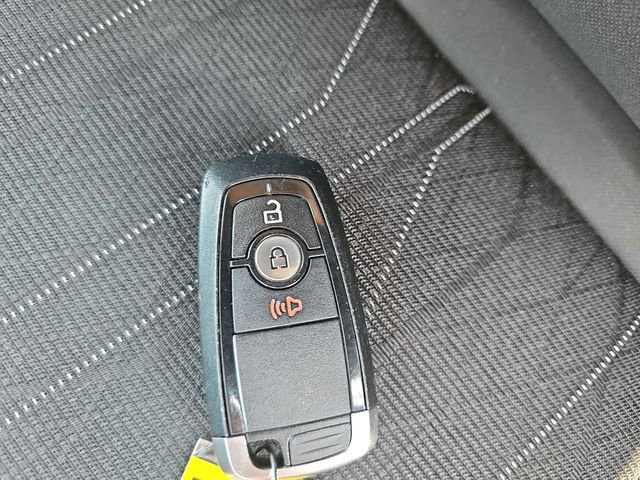 Certified 2021 Ford EcoSport SE image 34