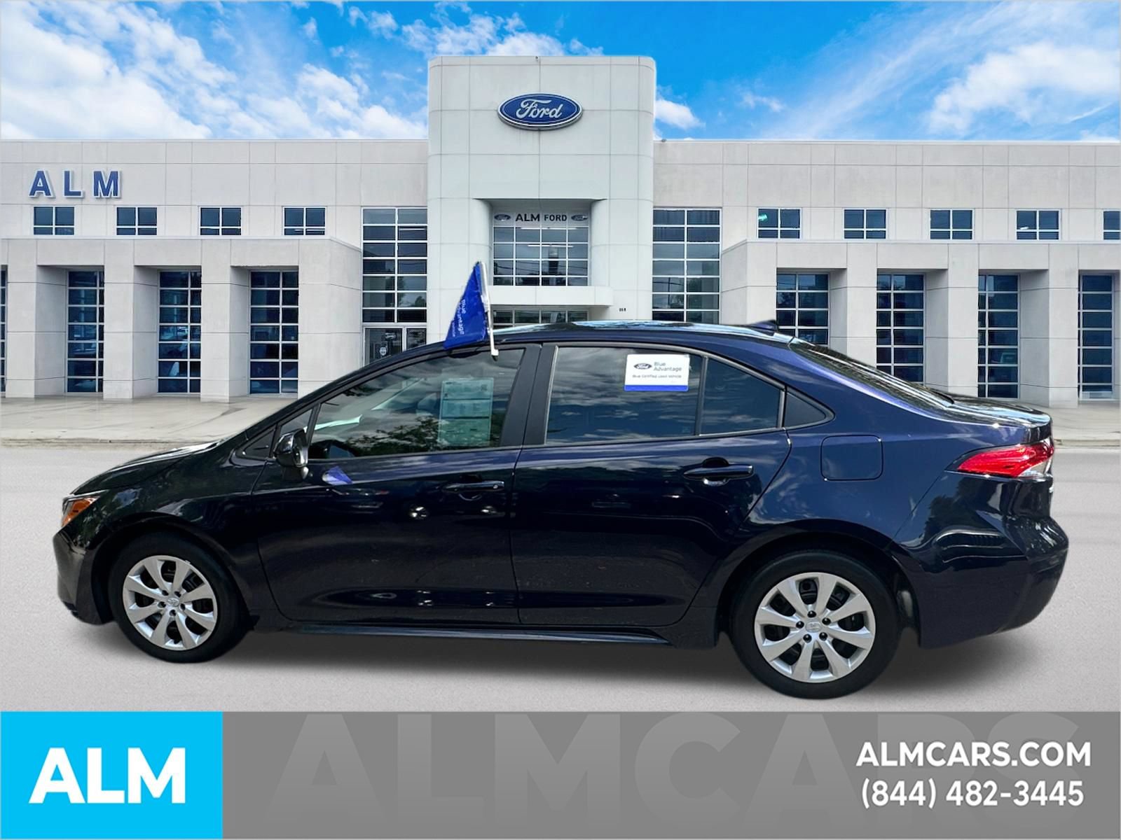 Used 2024 Toyota Corolla LE FWD image 9