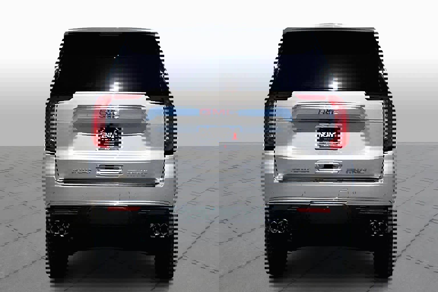 Used 2022 GMC Yukon Denali w/ Max Trailering Package image 5