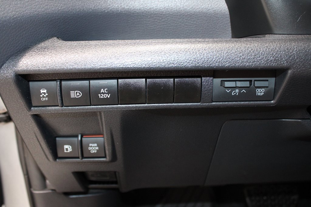 Used 2021 Toyota Sienna XSE w/ XSE Plus Package image 27