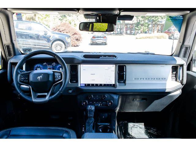 Certified 2025 Ford Bronco Outer Banks AWD/4WD image 11