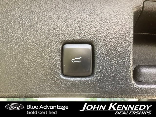 Certified 2022 Ford Escape SE w/ SE Sport Appearance Package AWD/4WD image 35