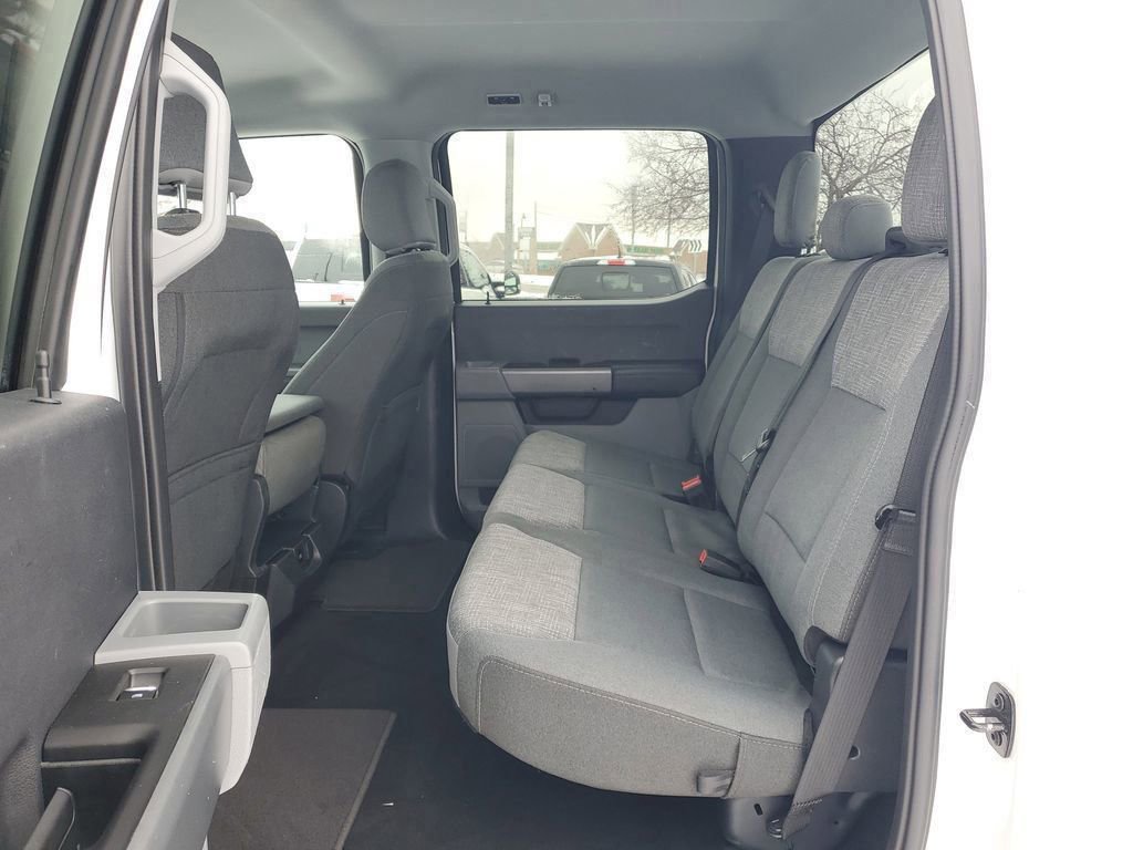 Certified 2024 Ford F250 XLT image 9