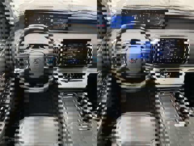 Certified 2025 Ford Expedition Active image 17