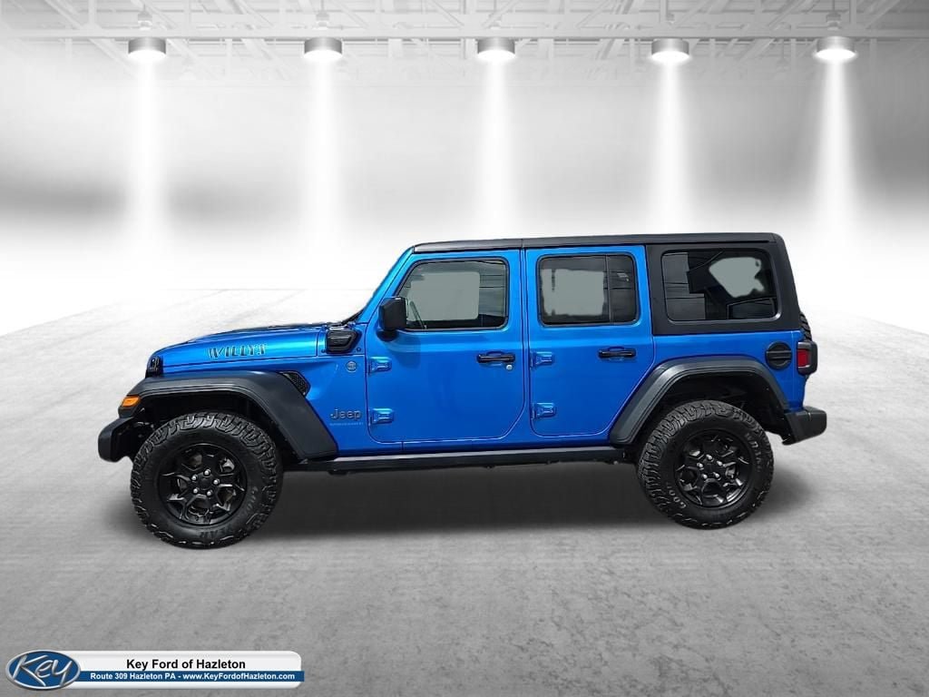 Used 2023 Jeep Wrangler Unlimited w/ Cold Weather Group AWD/4WD image 5