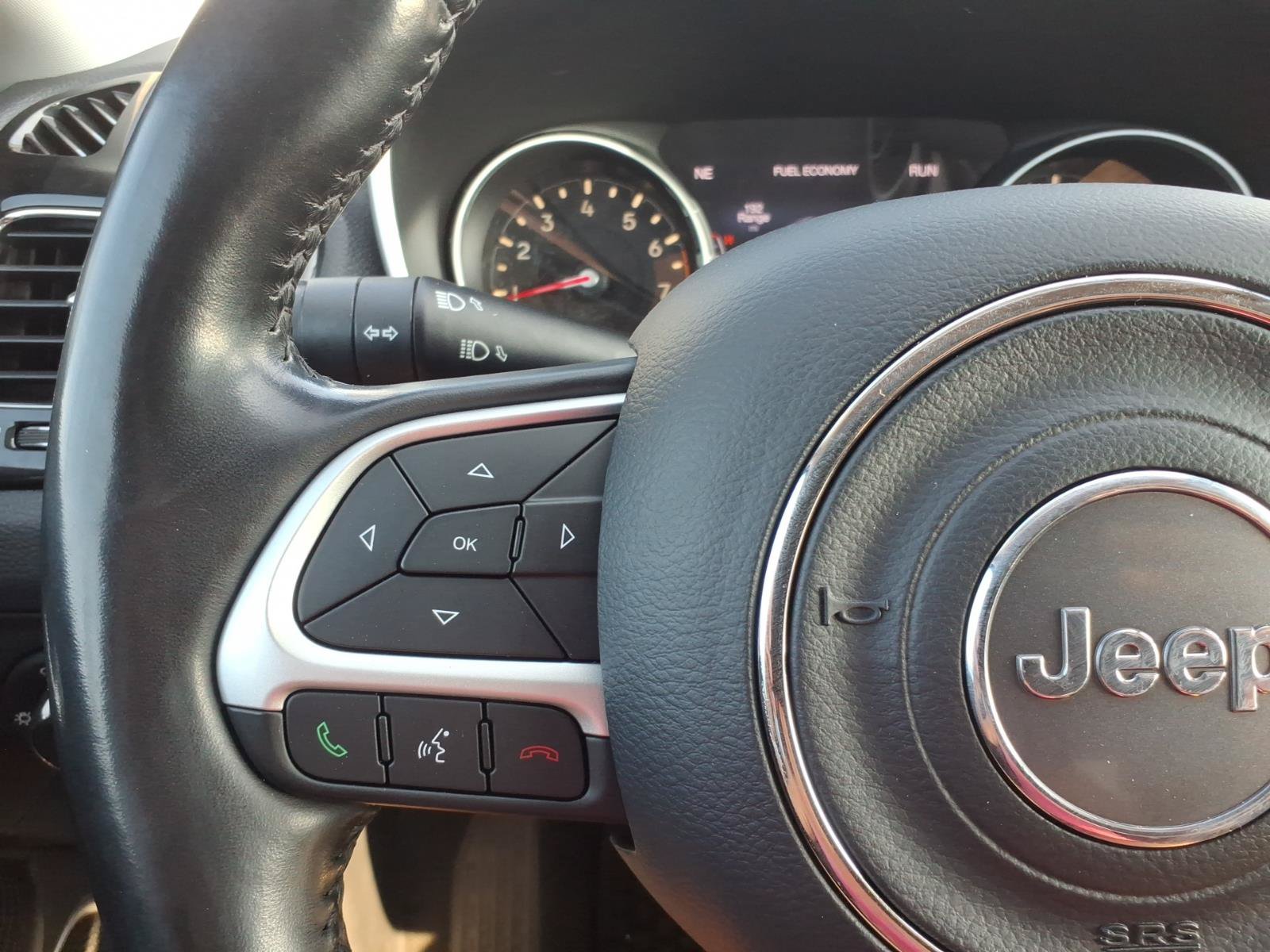 Used 2020 Jeep Compass Latitude AWD/4WD image 17