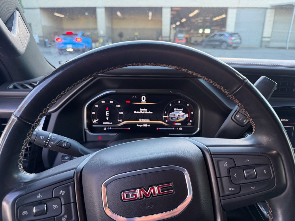 Used 2024 GMC Sierra 2500 AT4 w/ Technology Package AWD/4WD image 6