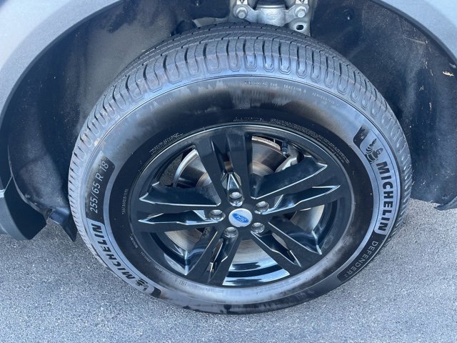 Certified 2022 Ford Explorer XLT w/ Equipment Group 202A image 12