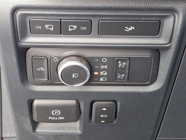 Certified 2022 Ford F150 XLT w/ Equipment Group 302A High image 25