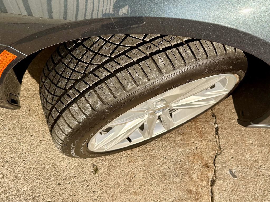 Used 2021 Cadillac CT4 Luxury w/ Sun And Sound Package image 34