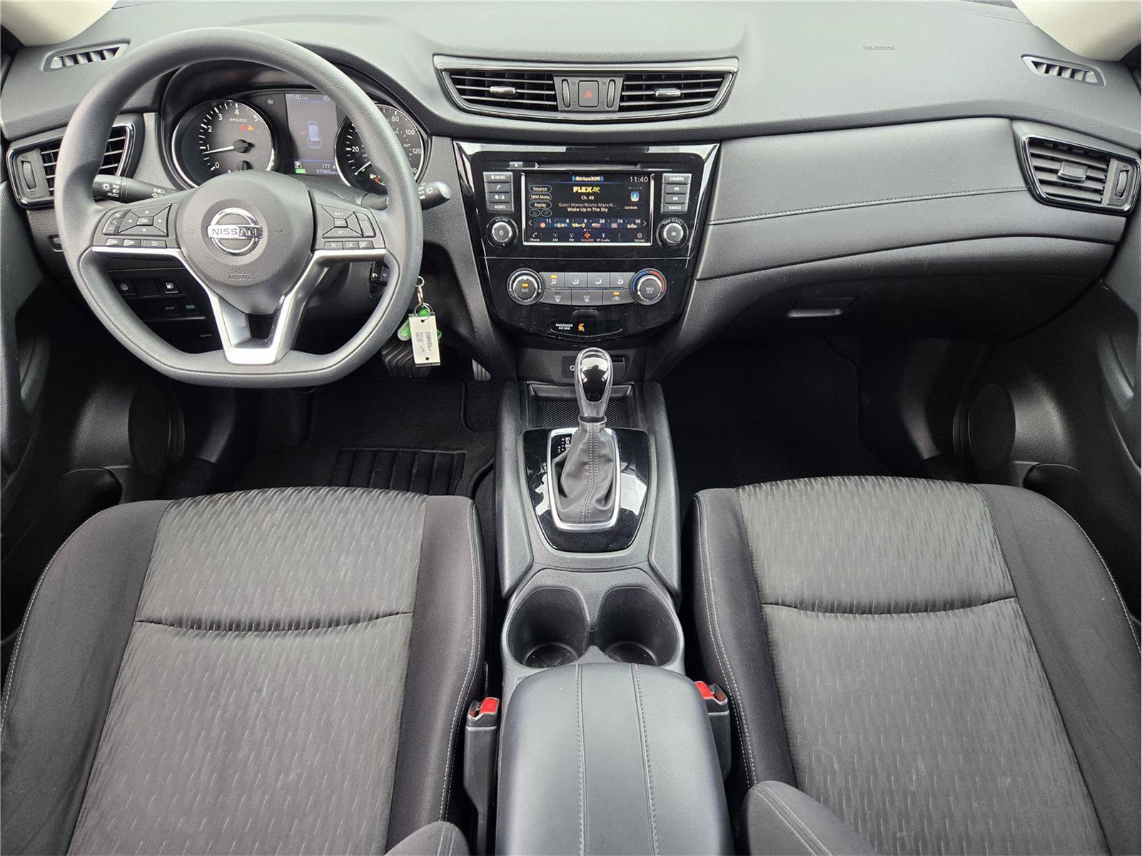 Used 2020 Nissan Rogue S FWD image 29