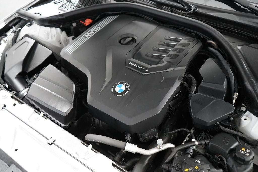Used 2024 BMW 330i xDrive Sedan AWD/4WD image 32