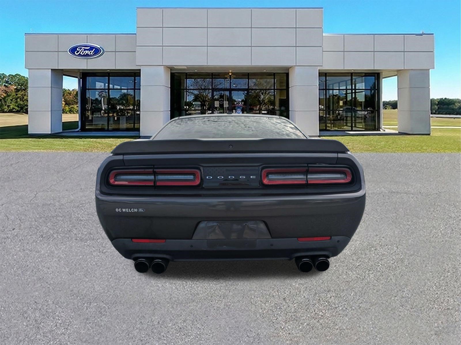 Used 2019 Dodge Challenger R/T RWD image 5