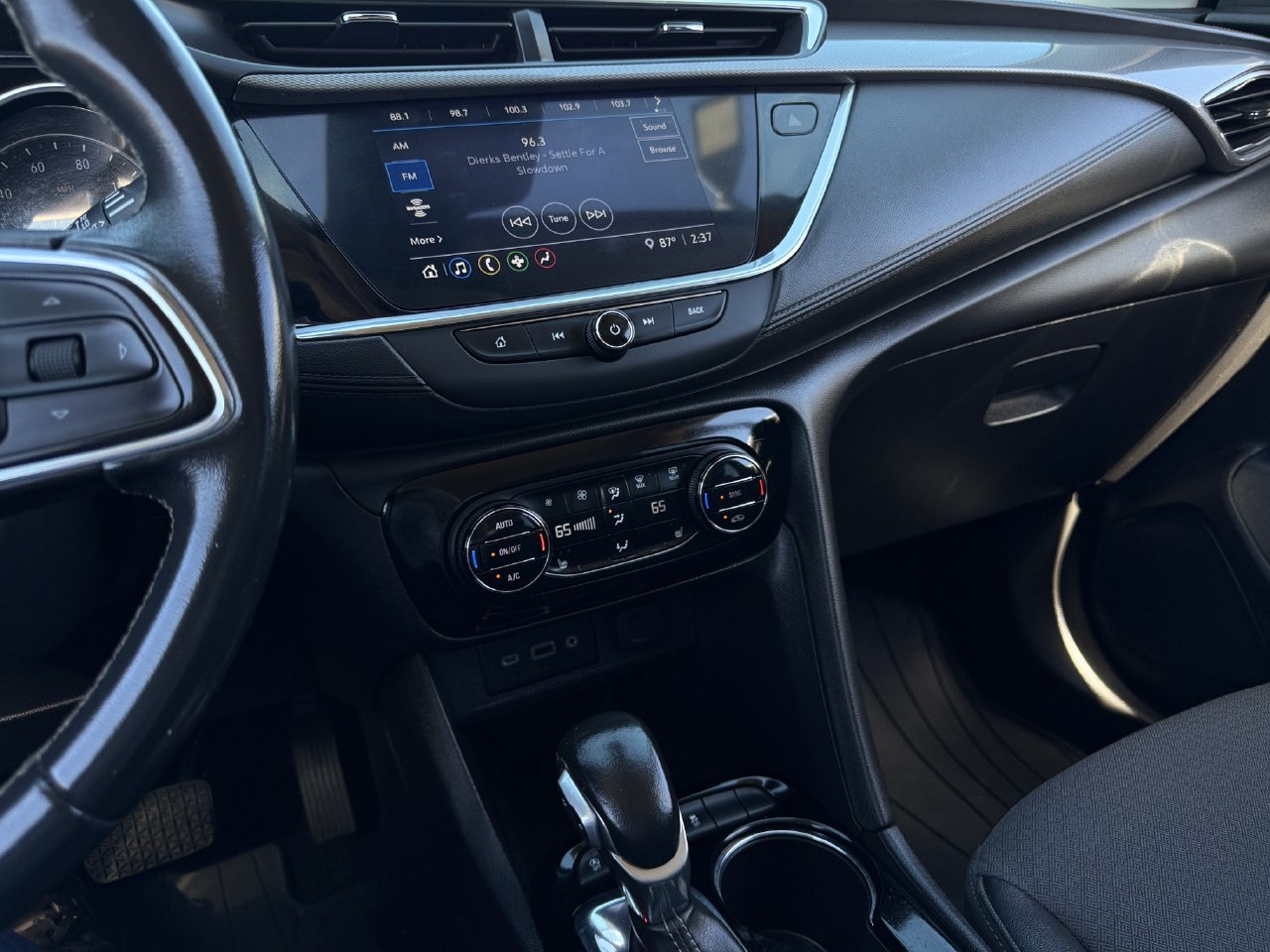 Used 2023 Buick Encore GX Select FWD image 16
