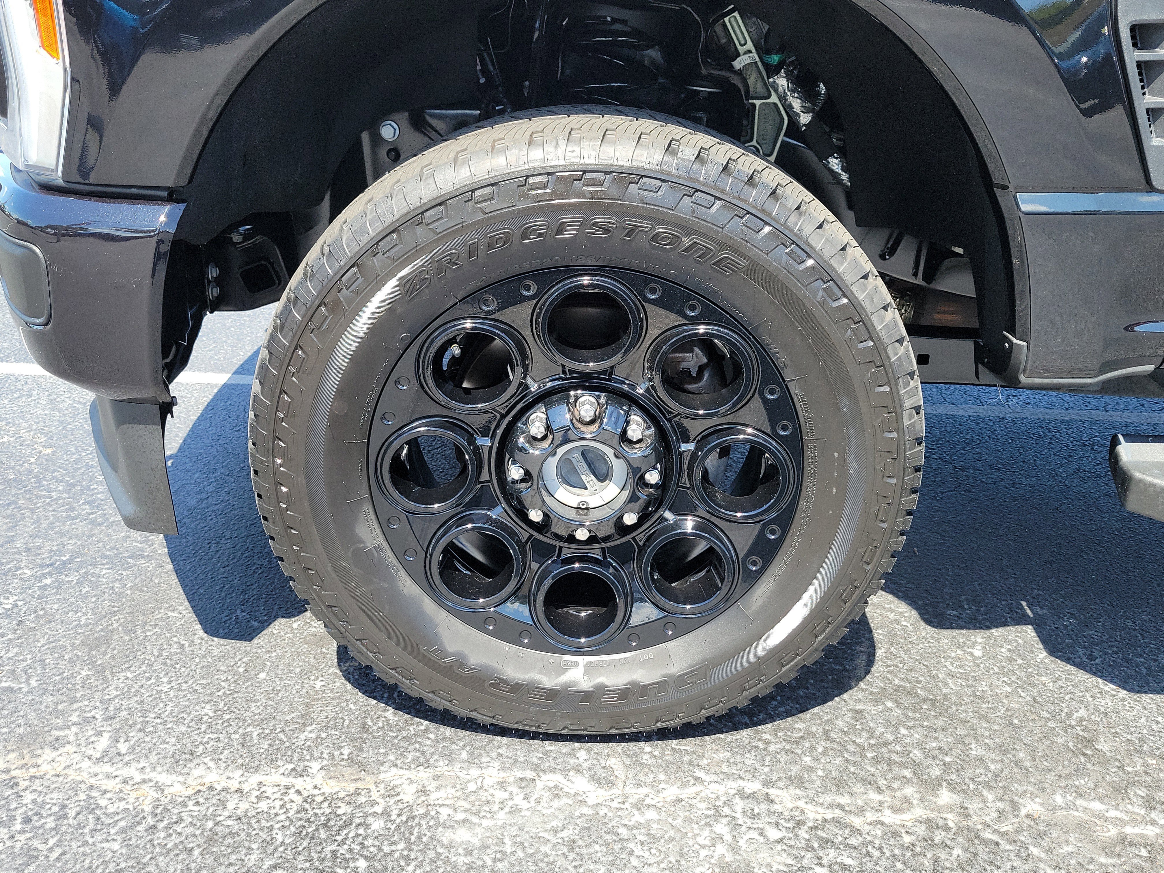 Certified 2023 Ford F250 XLT w/ Black Appearance Package AWD/4WD image 5