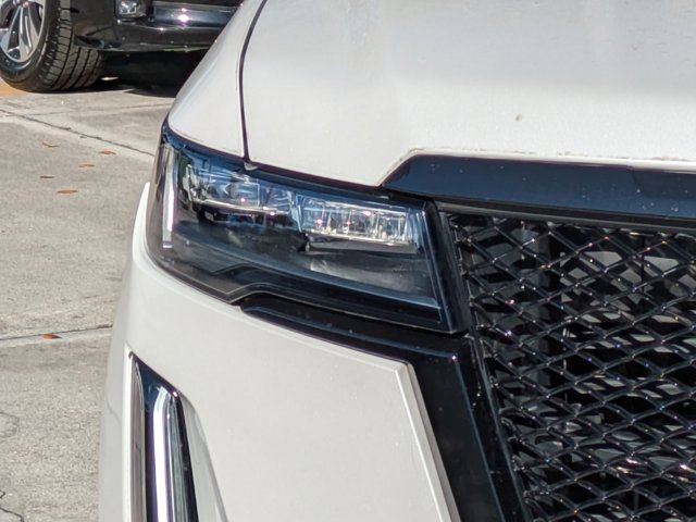 Used 2021 Cadillac Escalade Sport Platinum w/ Heavy-Duty Trailer Package image 9