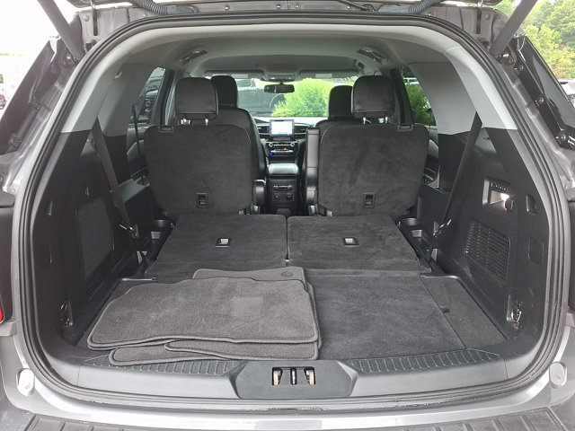 Certified 2023 Ford Explorer Limited w/ Equipment Group 301A AWD/4WD image 30