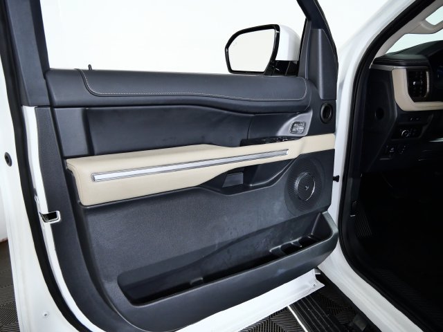 Certified 2024 Ford Expedition Max Limited AWD/4WD image 18