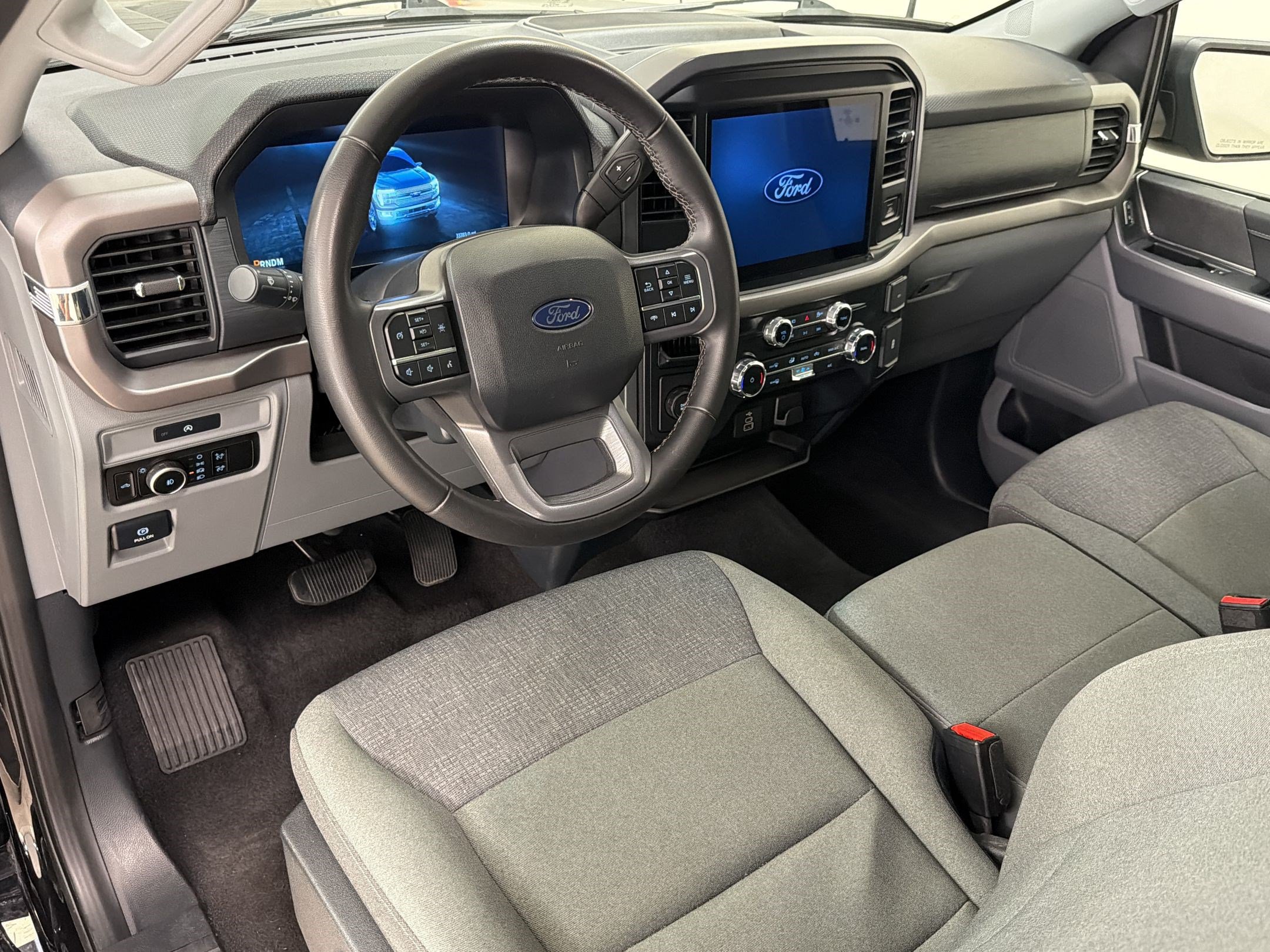 Certified 2025 Ford F150 XLT w/ Equipment Group 301A Standard RWD image 4