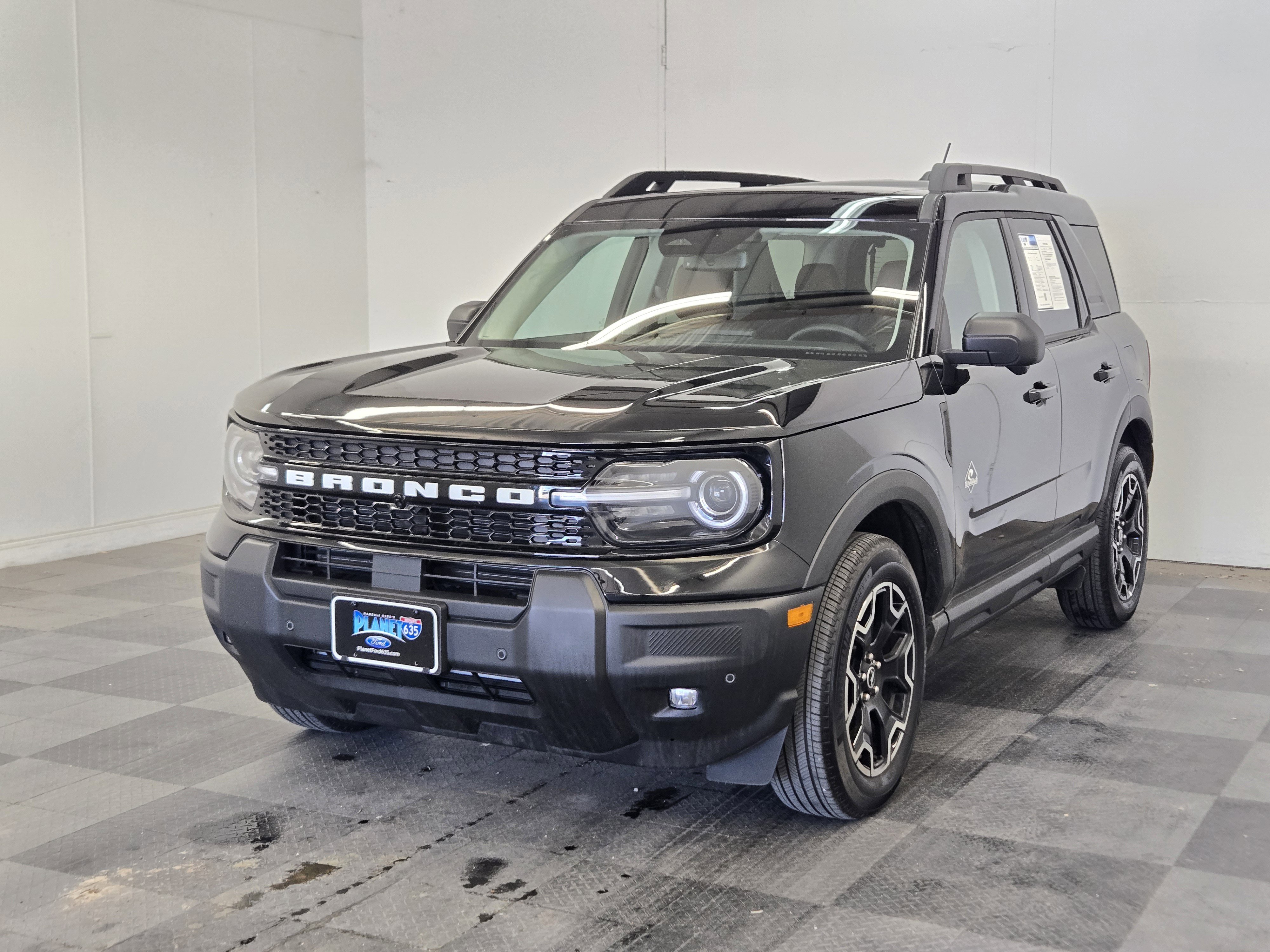 Certified 2025 Ford Bronco Sport Outer Banks w/ Outer Banks Tech Package+ image 4