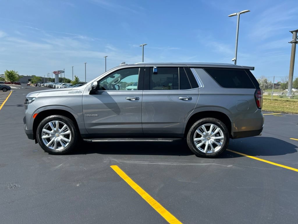 Used 2021 Chevrolet Tahoe High Country AWD/4WD image 10