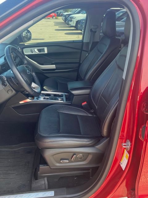 Certified 2020 Ford Explorer Limited AWD/4WD image 5