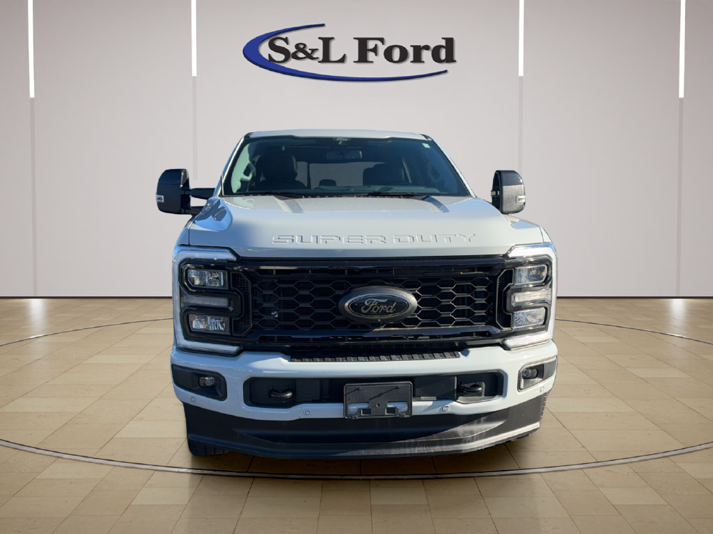 Certified 2025 Ford F250 Lariat w/ Lariat Ultimate Package AWD/4WD image 12