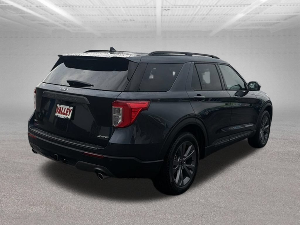 Certified 2023 Ford Explorer XLT w/ Equipment Group 202A AWD/4WD image 13